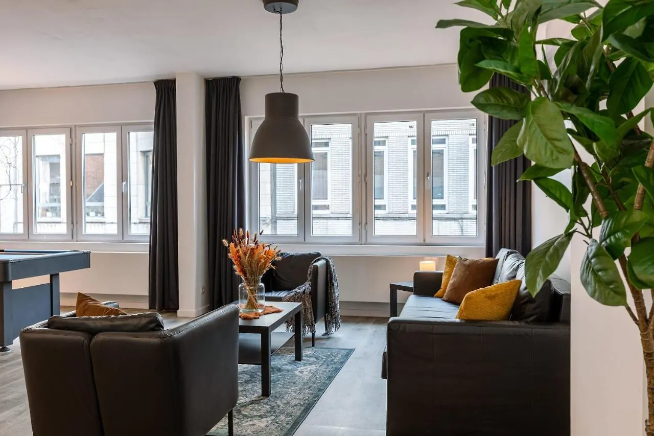 Modern And Spacious Apartment In Antwerpen For 4 Bedrooms