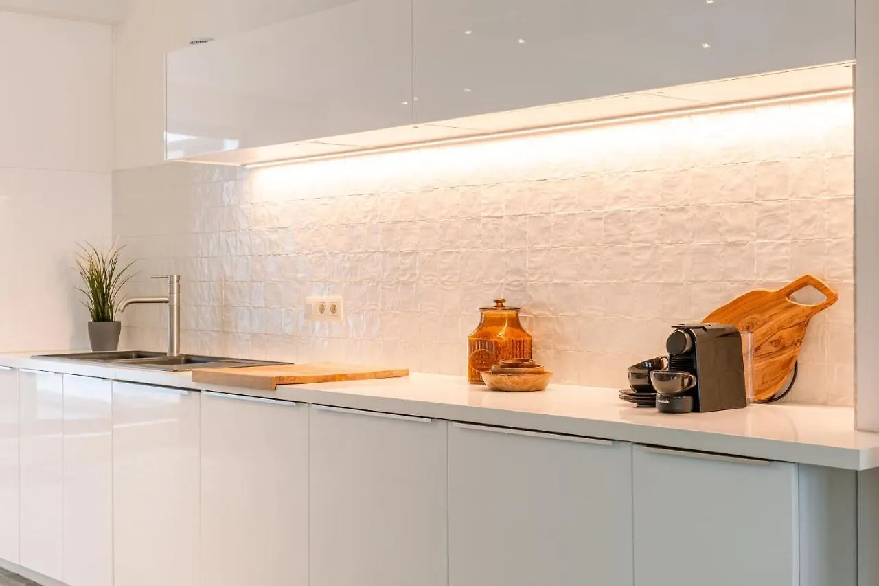 Modern And Spacious Apartment In Antwerpen For 4 Bedrooms Antwerp