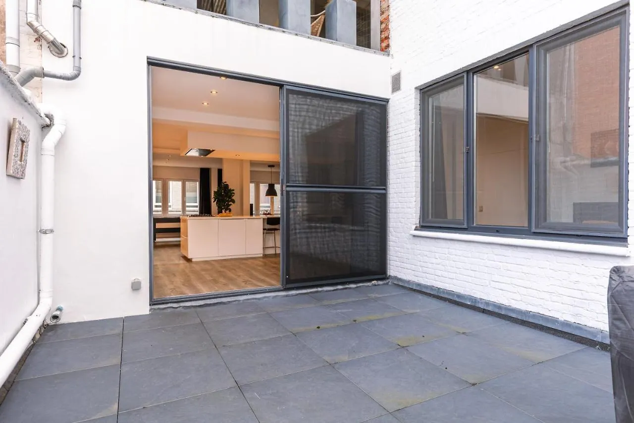 Modern And Spacious Apartment In Antwerpen For 4 Bedrooms Antwerp